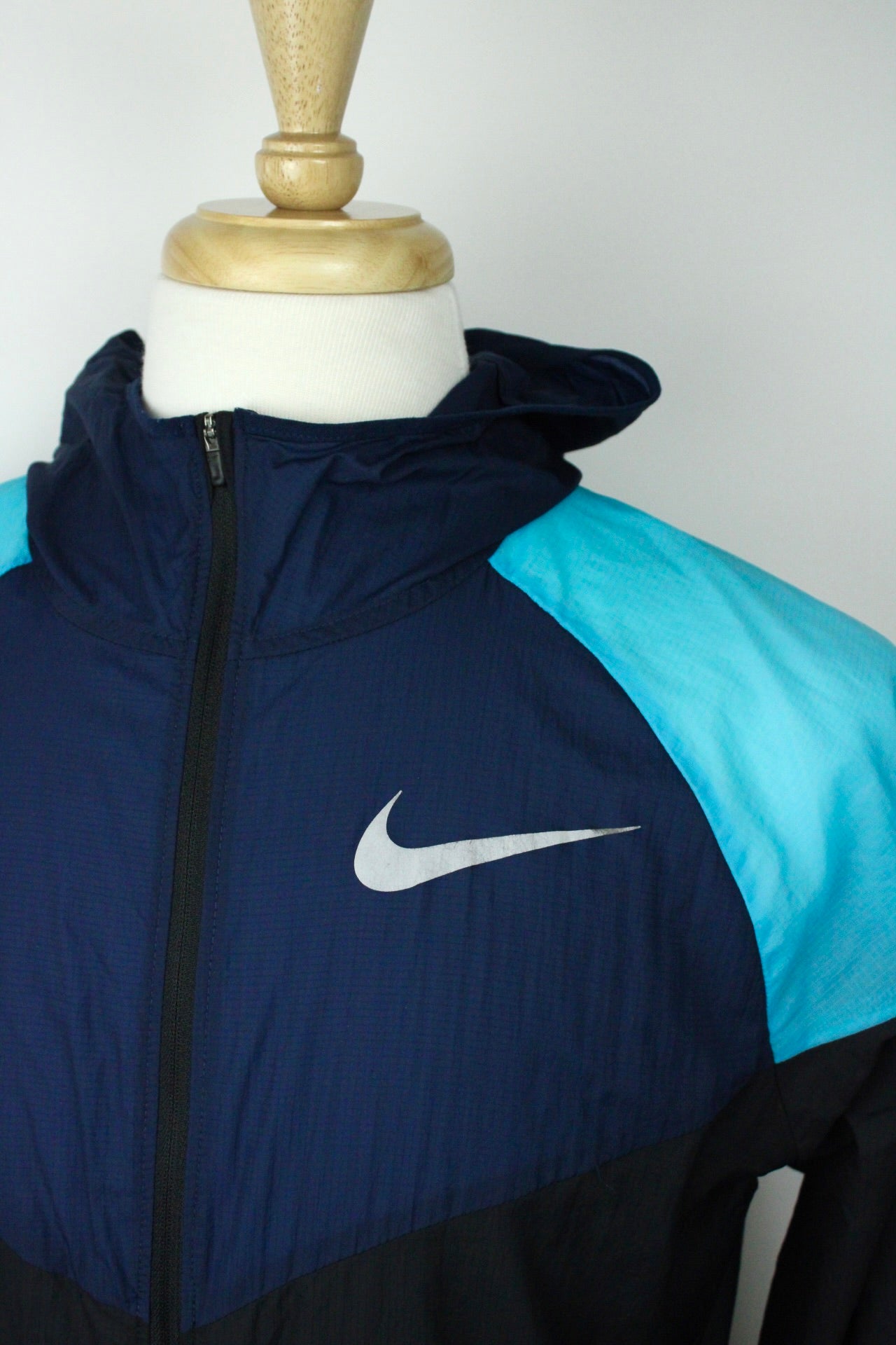 Nike running jacket - Medium fits large