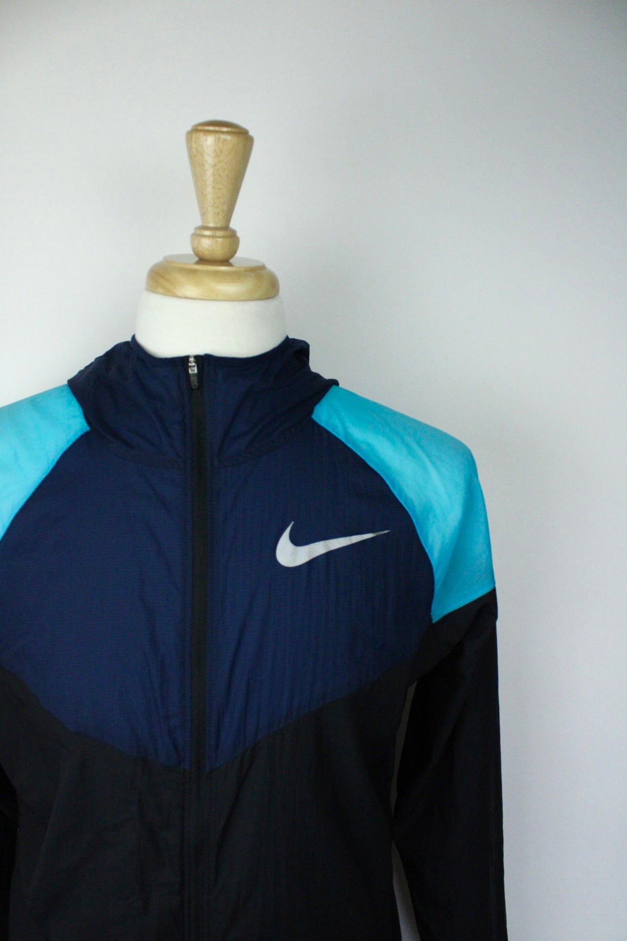 Nike running jacket - Medium fits large