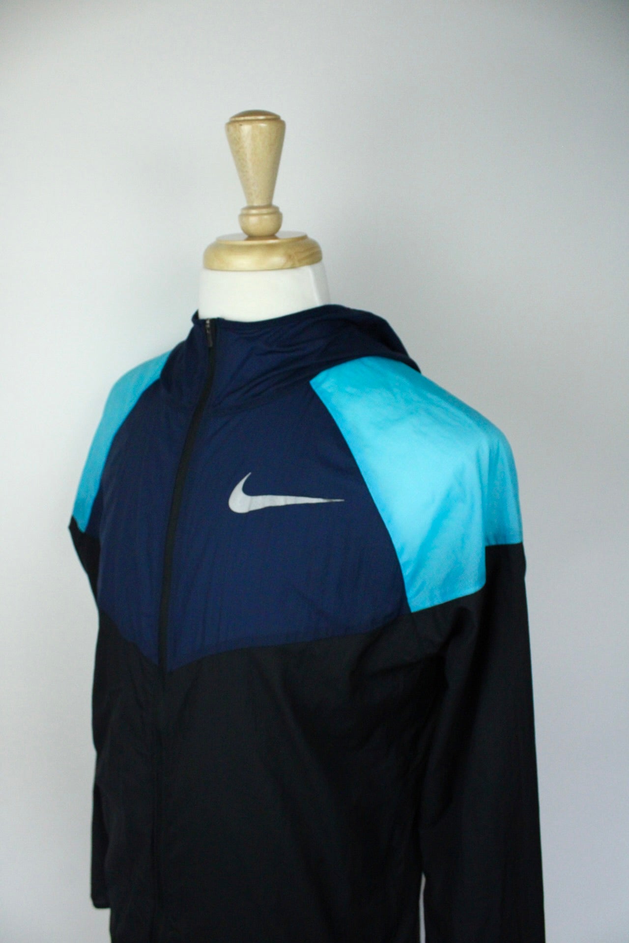 Nike running jacket - Medium fits large