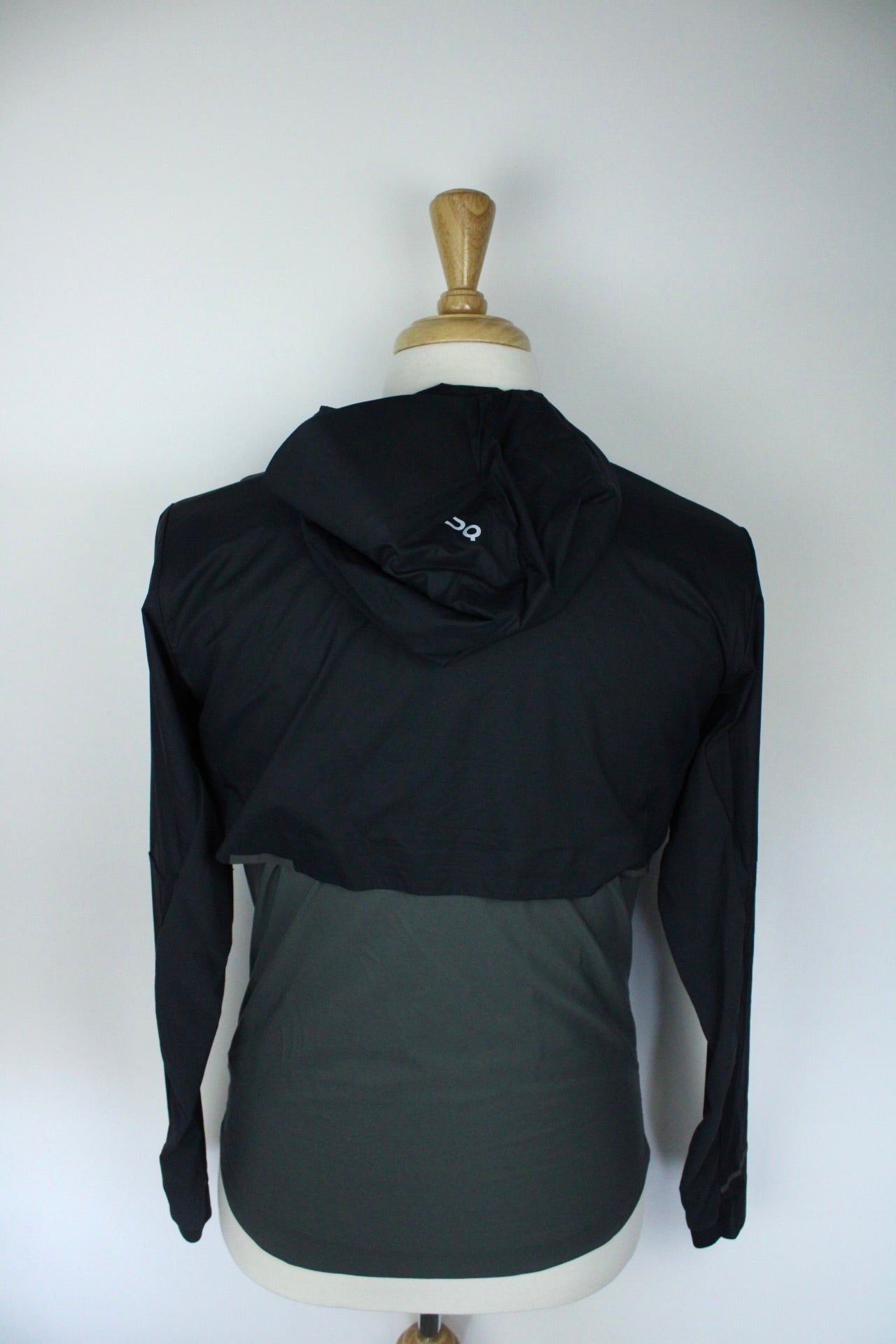 On running weather jacket - Small