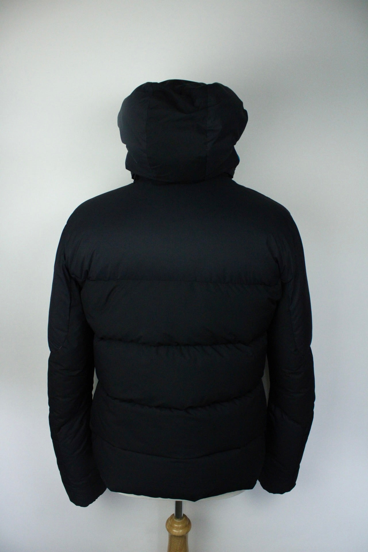 Aston Martin coat - Large fits medium