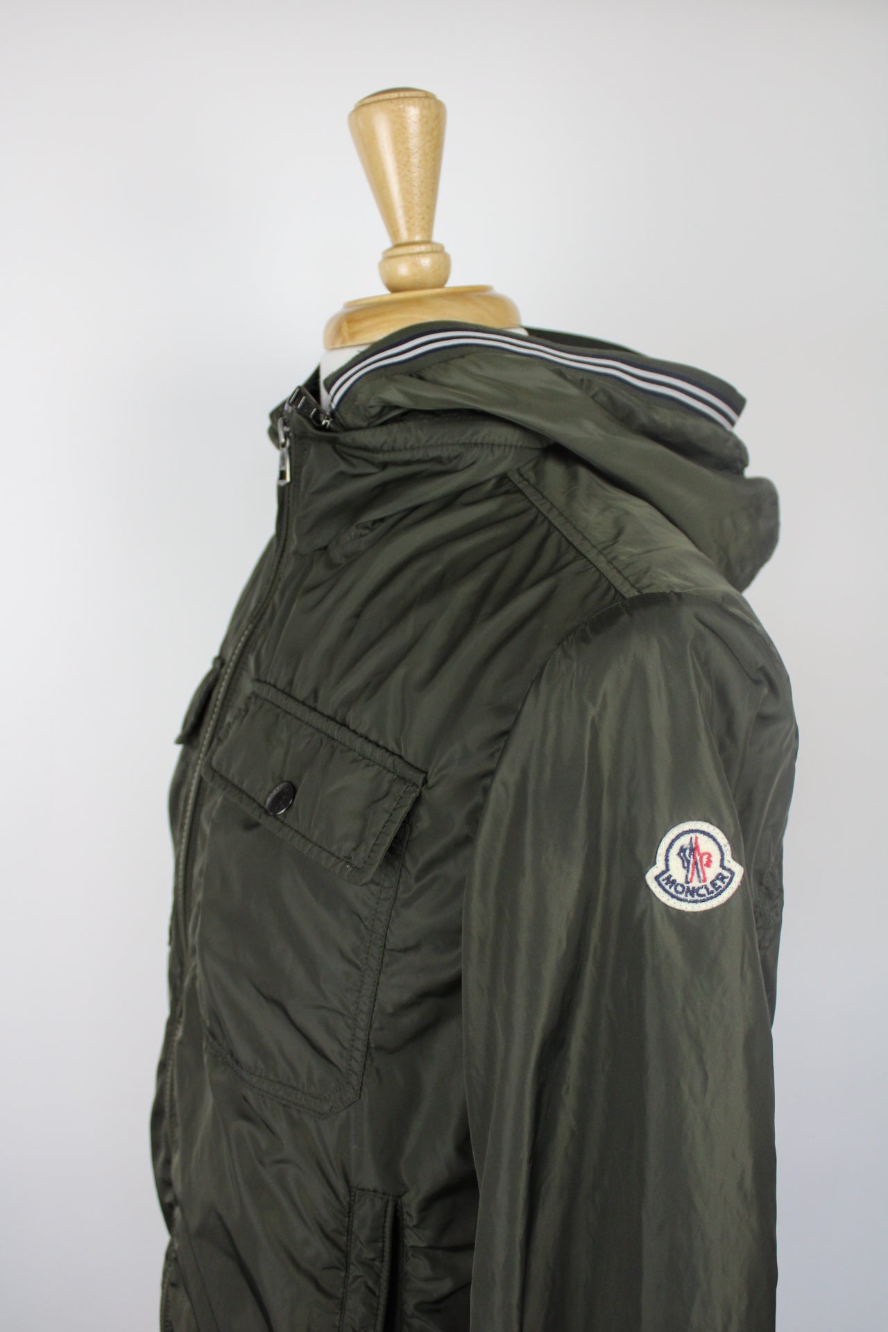 Moncler Jean Luc - Size 2 (Small/medium)